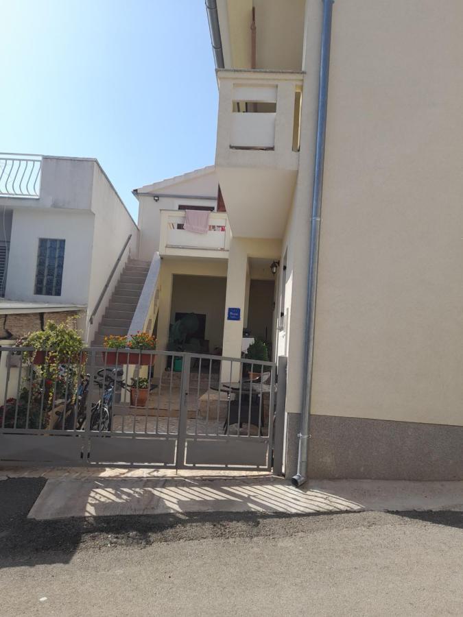 סבטי פיליפ אי ג'קוב Apartment Dukic מראה חיצוני תמונה