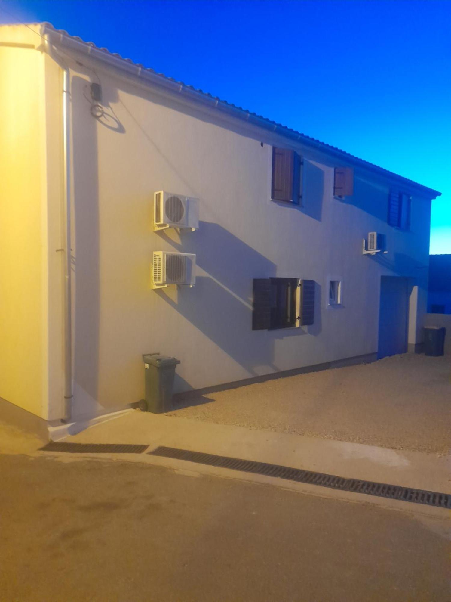 סבטי פיליפ אי ג'קוב Apartment Dukic מראה חיצוני תמונה